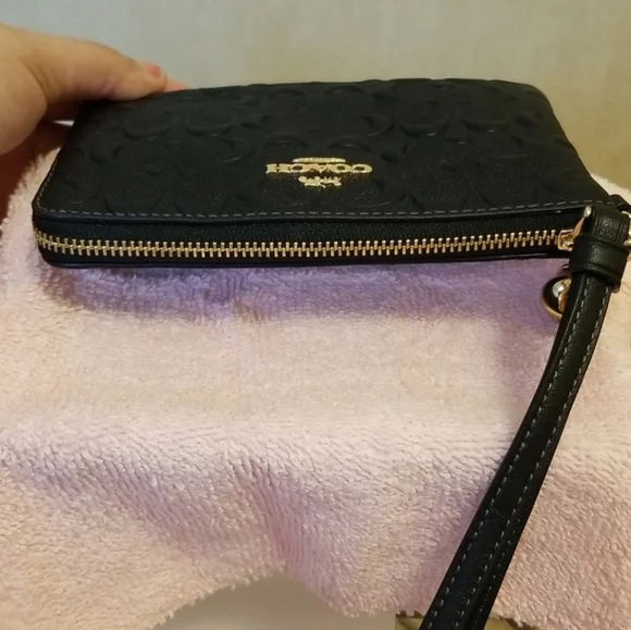 Coach Corner Zip Signature Leather Wristlet Black-Gold tone Hardware- 2 Charms - Picture 5 of 7